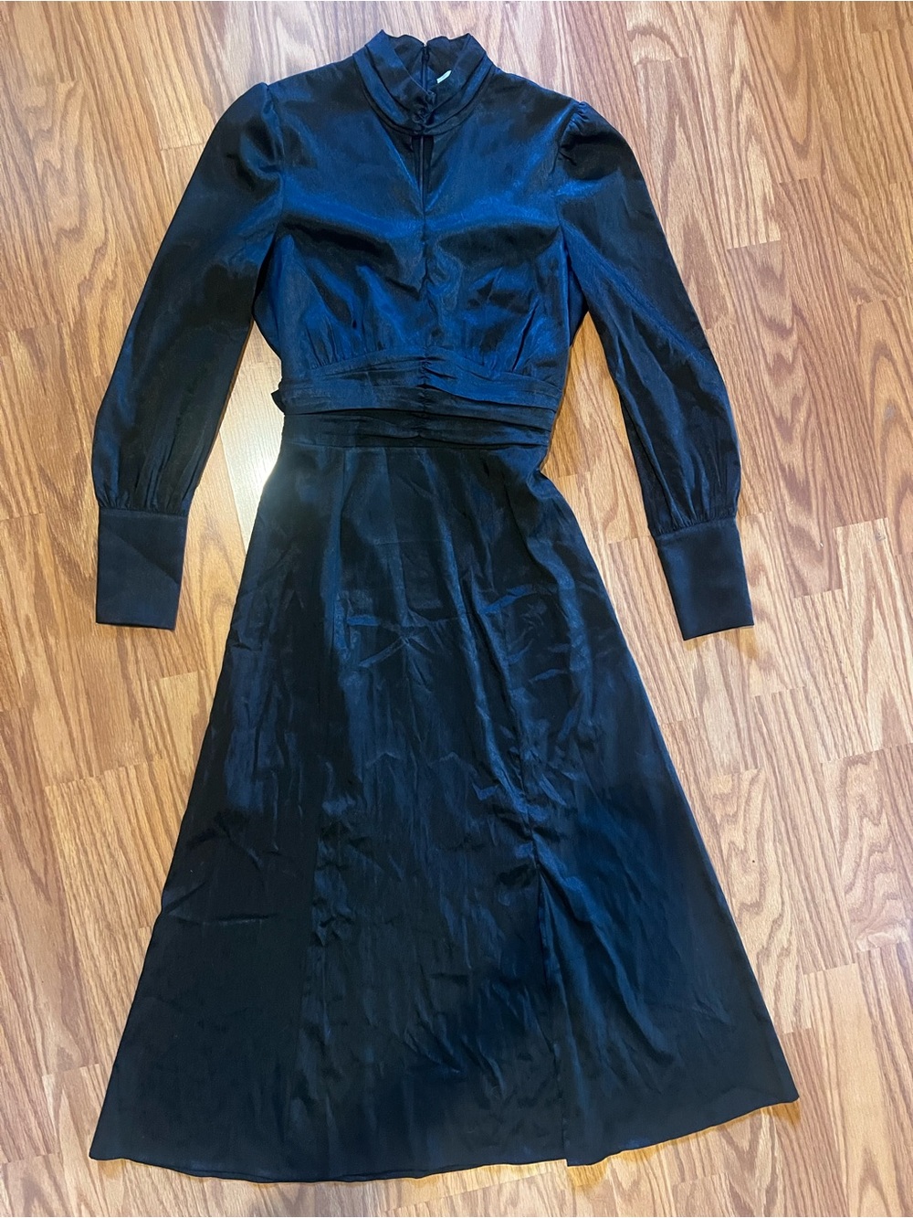 Wayf Black Long-Sleeve Maxi Dress